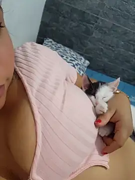 LizzRouse online show from November 8, 10:48 pm