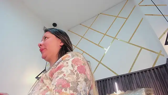  rebecca1 online show from January 10, 4:55 pm