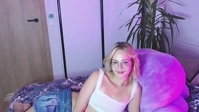 LexiexPlay online show from September 10, 6:57 am