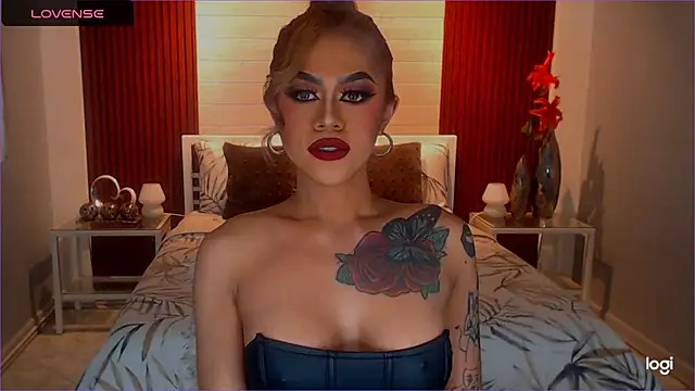 StellaStrong30 online show from April 5, 11:59 pm