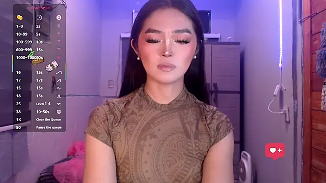 Itsme claire online show from October 19, 1:18 am