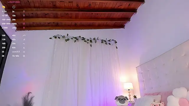 tatikiss  online show from October 7, 11:47 am