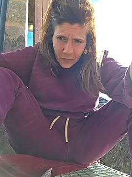 Lina lou4 online show from March 15, 9:11 am