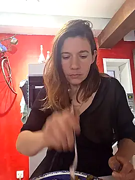 Lina lou4 online show from November 5, 12:10 pm