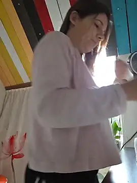 Lina lou4 online show from February 18, 9:08 am