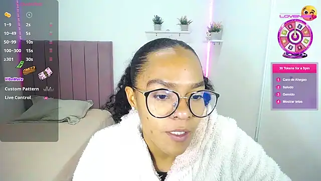 Nina lovee  online show from September 20, 2:48 pm