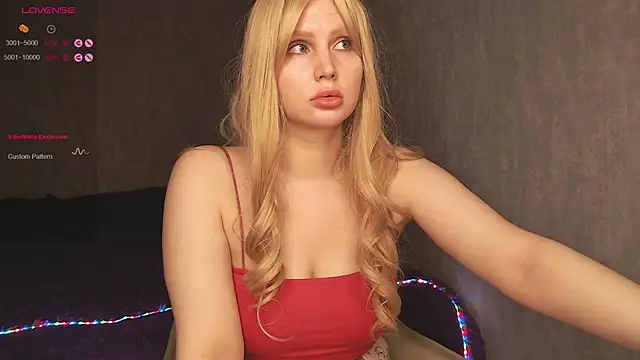 nutcrew online show from March 10, 8:46 pm