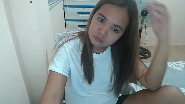 xTheLastVIRGINx online show from September 13, 12:02 pm