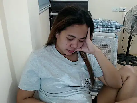 xTheLastVIRGINx online show from February 5, 1:36 pm