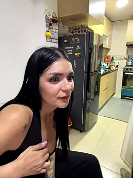 charlotte stevenss  online show from December 14, 8:03 pm