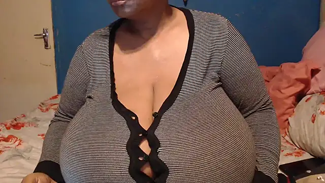 CUTEFIRMMELONSS online show from October 15, 3:42 am