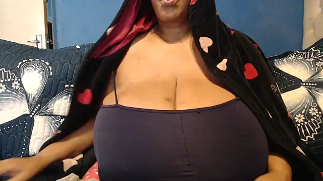 CUTEFIRMMELONSS online show from September 18, 9:08 am