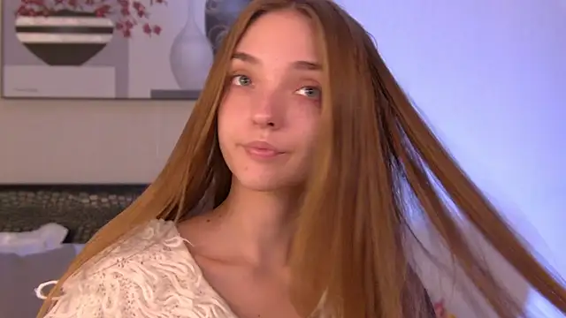 VirginieCruz online show from November 7, 5:46 am