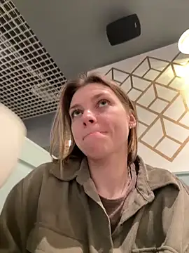 ValenciaShock online show from April 18, 7:11 am