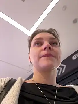 ValenciaShock online show from February 7, 7:12 am