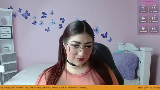 BRIATHOMAS online show from March 7, 12:39 am