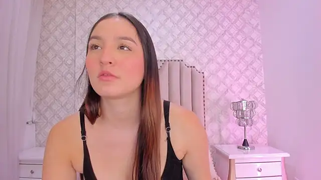 Pia Johnson  online show from January 18, 12:01 pm