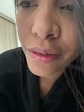 Amelia bss online show from March 13, 2:40 pm