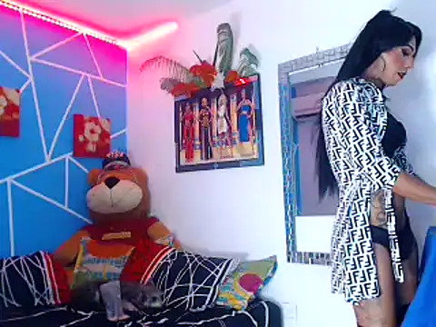 iris goddessofthesky online show from September 27, 8:43 am