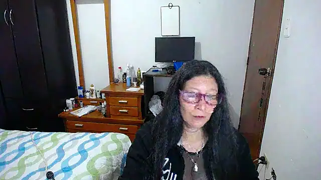 latin49 online show from September 24, 4:11 am