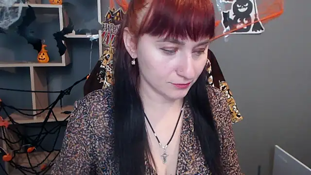 NinaFlawlees online show from November 3, 1:04 pm