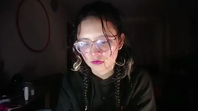 Hathorlove online show from April 19, 2:55 am