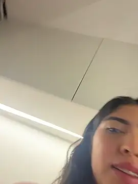 Gaby zahir  online show from November 21, 9:55 am