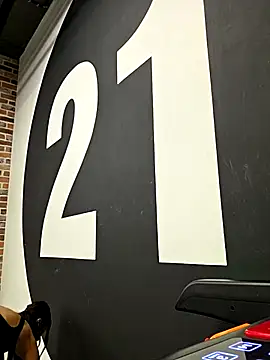 LeticiaWoods online show from December 19, 6:16 am