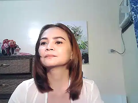 Kisses-13 online show from September 17, 5:11 pm