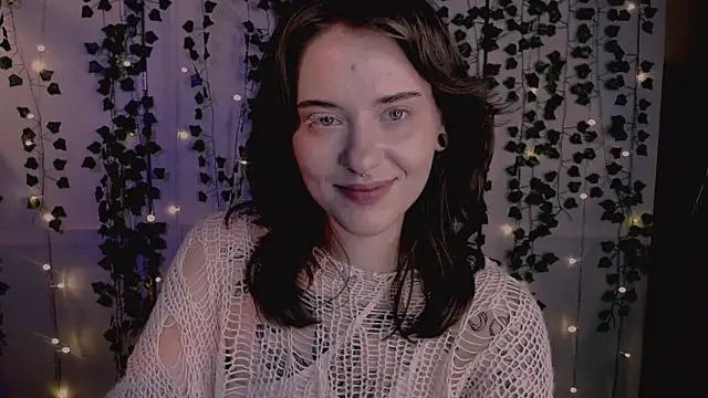 risha laas online show from October 11, 8:33 pm