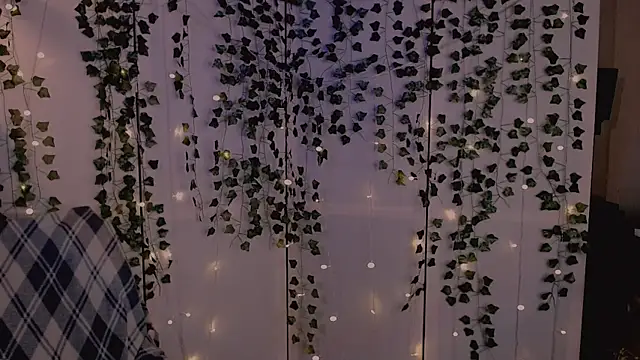 risha laas online show from October 24, 8:16 pm