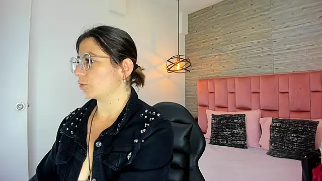 SarahDeyvis online show from September 8, 2:27 pm