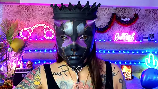 Cool Freak  online show from December 21, 10:52 am