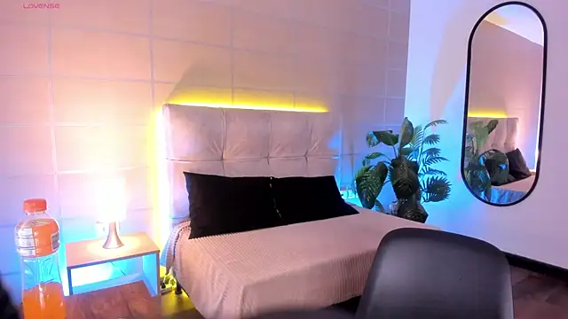 NanaRott online show from January 9, 7:29 pm