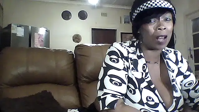 Gucci Bx online show from October 14, 10:23 pm