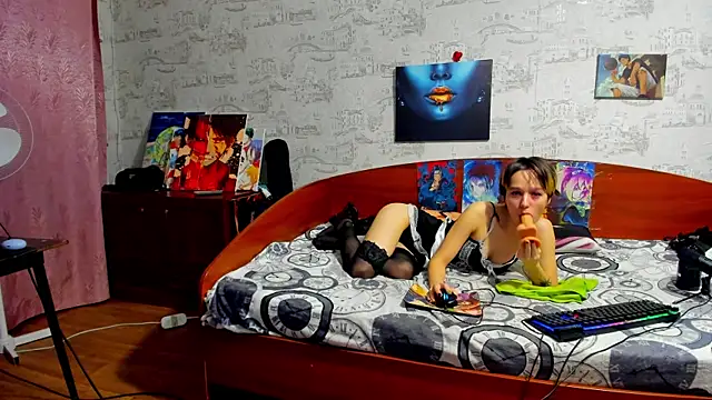 KagamiTayga online show from November 13, 2:54 am