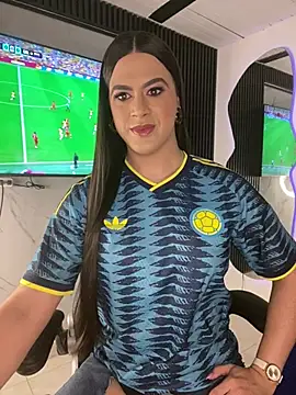 Naughtysofiaa online show from July 7, 8:11 pm