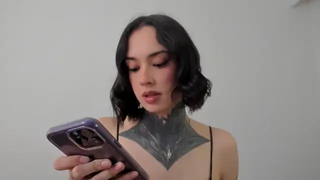 All yours555 online show from October 31, 10:36 pm