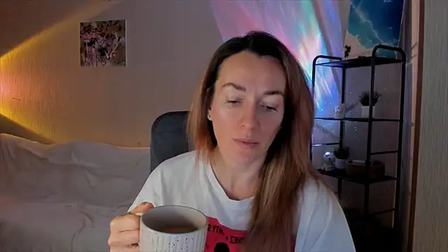 RebeccaMartinez online show from December 18, 7:13 am