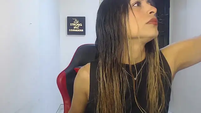 Liamiler01  online show from November 19, 1:11 pm