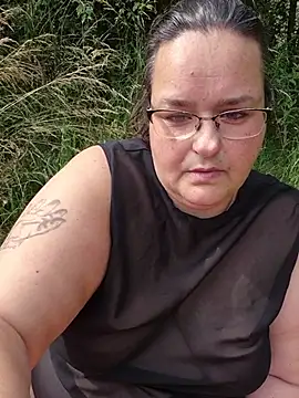 XxGipsyxX online show from June 21, 2:43 pm