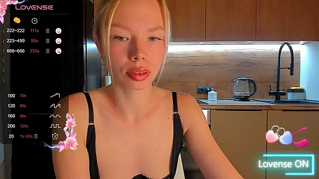 Olivia Bells online show from October 11, 9:28 pm