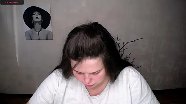 Emily Mo online show from September 13, 6:10 am