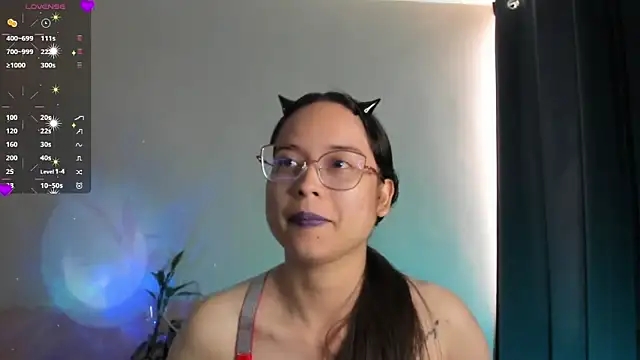 shantalc3rezo online show from October 10, 7:30 pm