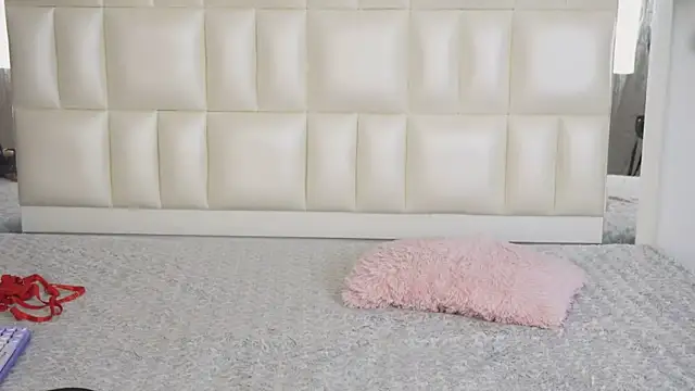 Anais aradia online show from September 27, 6:31 am