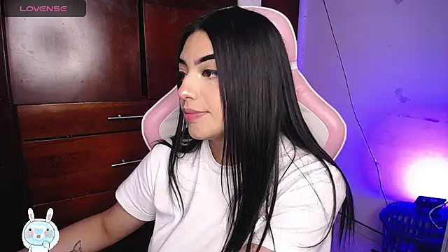 eva six online show from November 6, 12:27 am