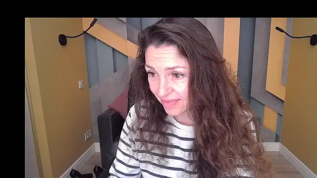 EllaLong online show from December 5, 12:28 pm