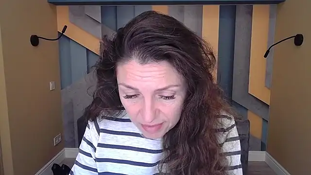 EllaLong online show from October 28, 12:33 pm