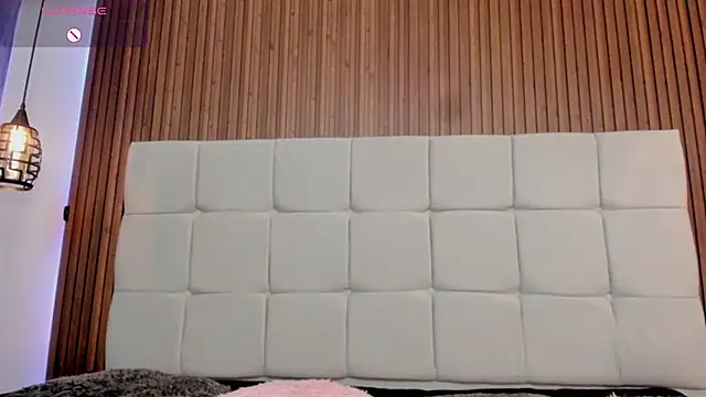 Saravy Blandon online show from November 4, 10:42 am