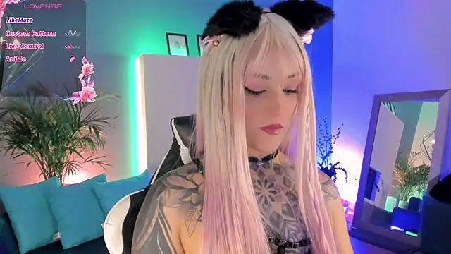 Megan inked online show from January 16, 3:35 am